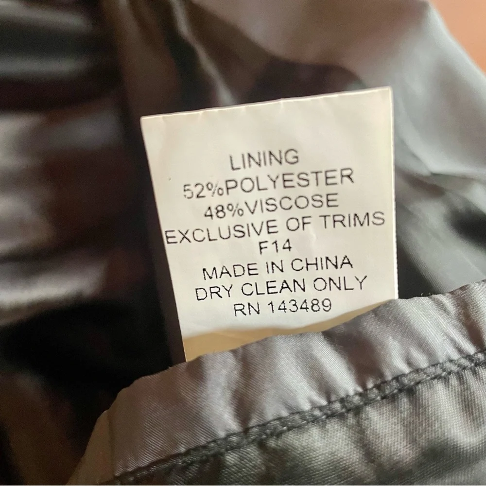 Men’s Lightweight Hooded Quilted Parka Jacket by Cardinal of Canada - Picture 14 of 16